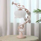 Iron Art Decorative Table Lamp Warm Romantic Girl Bedroom Bedside Lamp Changming KT-C