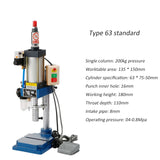 Máquina de perfuração pneumática da imprensa da elevada precisão, força ajustável, 200kg, rebitando a máquina