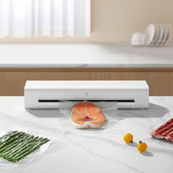 Kitchen Vacuum Food Sealer With 10pcs Food Seal Bags Automatic